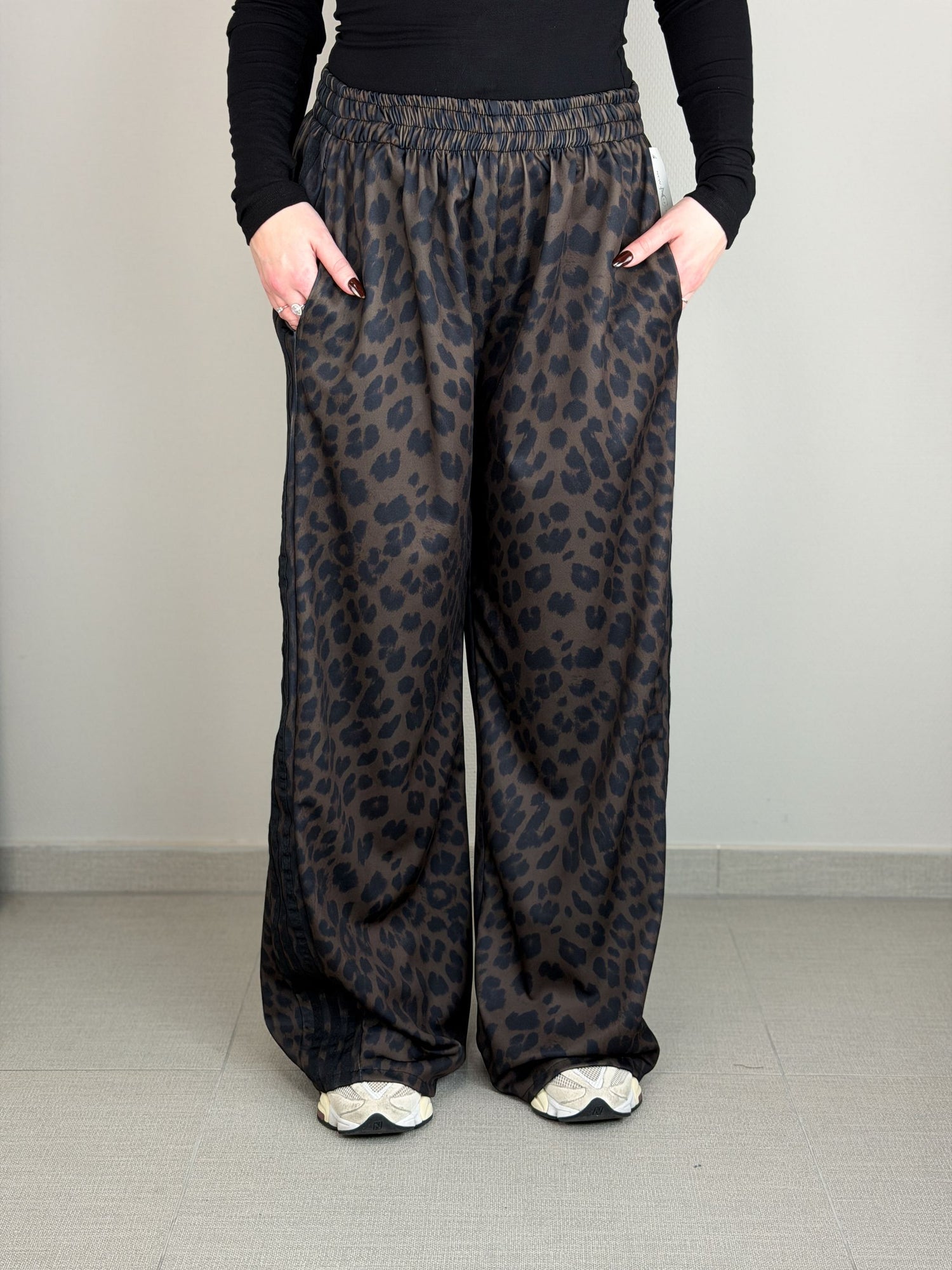 A5258 - PANTALONE MACULATO -  - Estilo De Vida