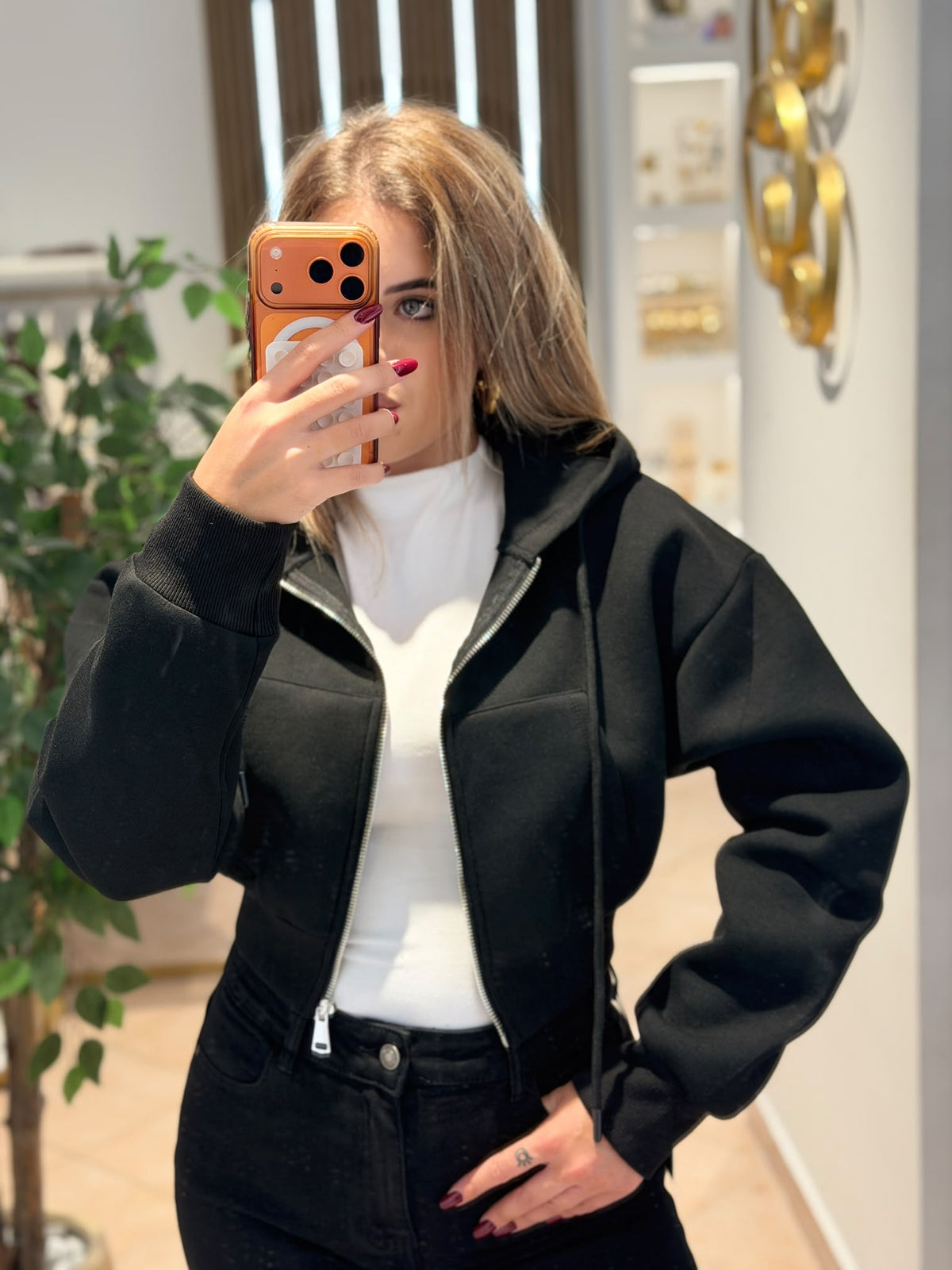 Felpa crop con cappuccio