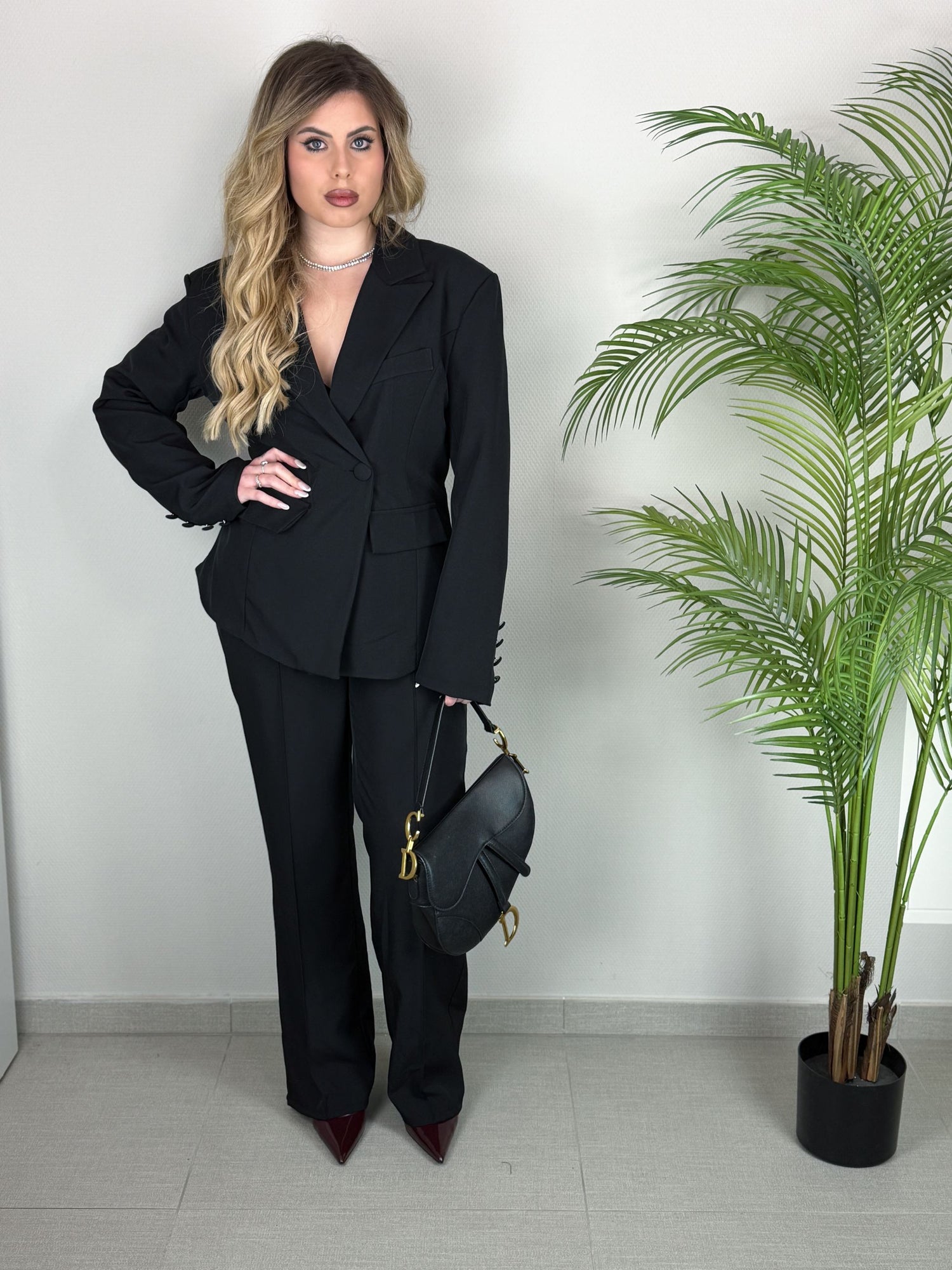Tailleur Maya