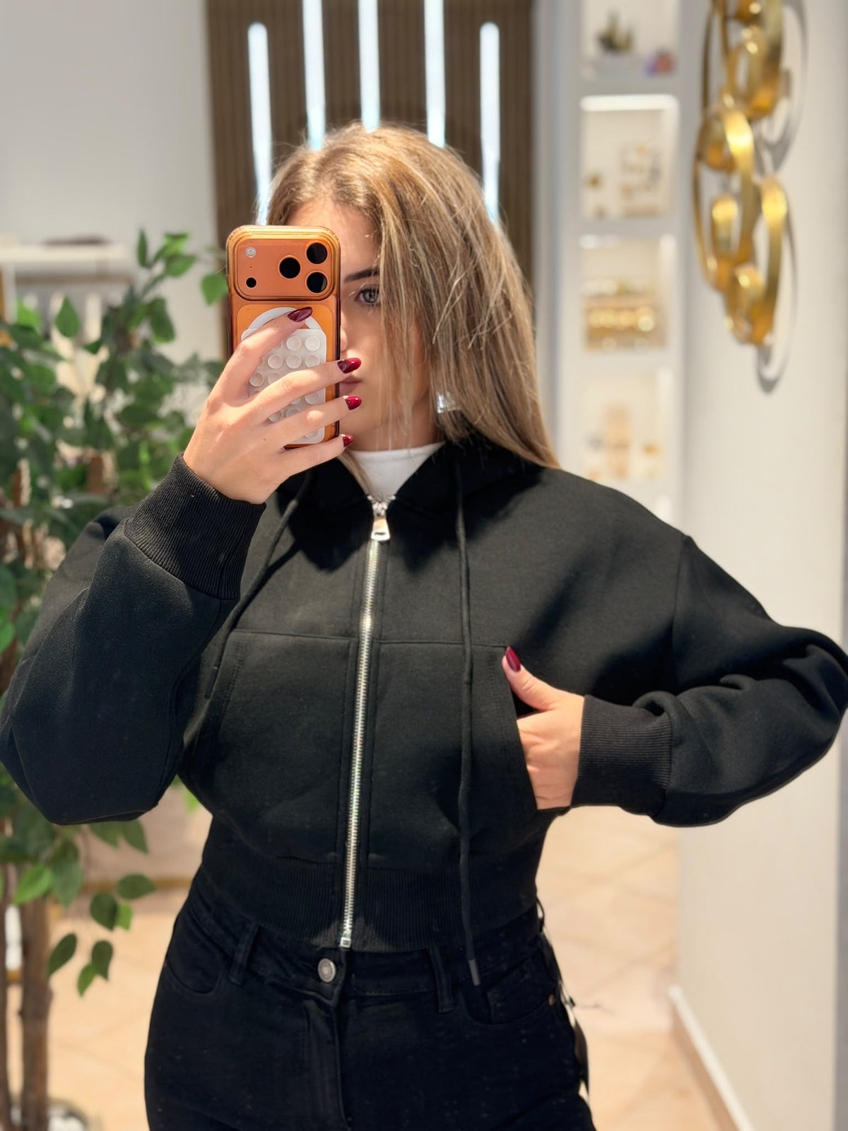 Felpa crop con cappuccio